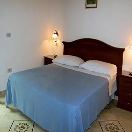 Romantica Apartment